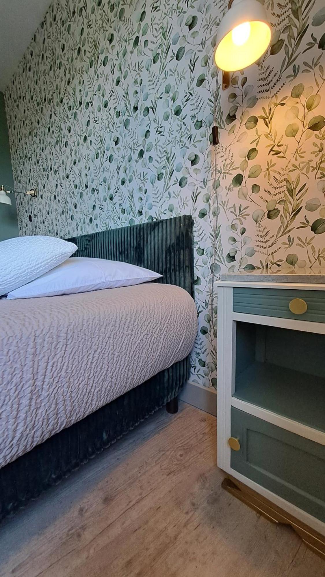 Le Grenier Des Moineaux Bed & Breakfast Font-Romeu-Odeillo-Via Phòng bức ảnh