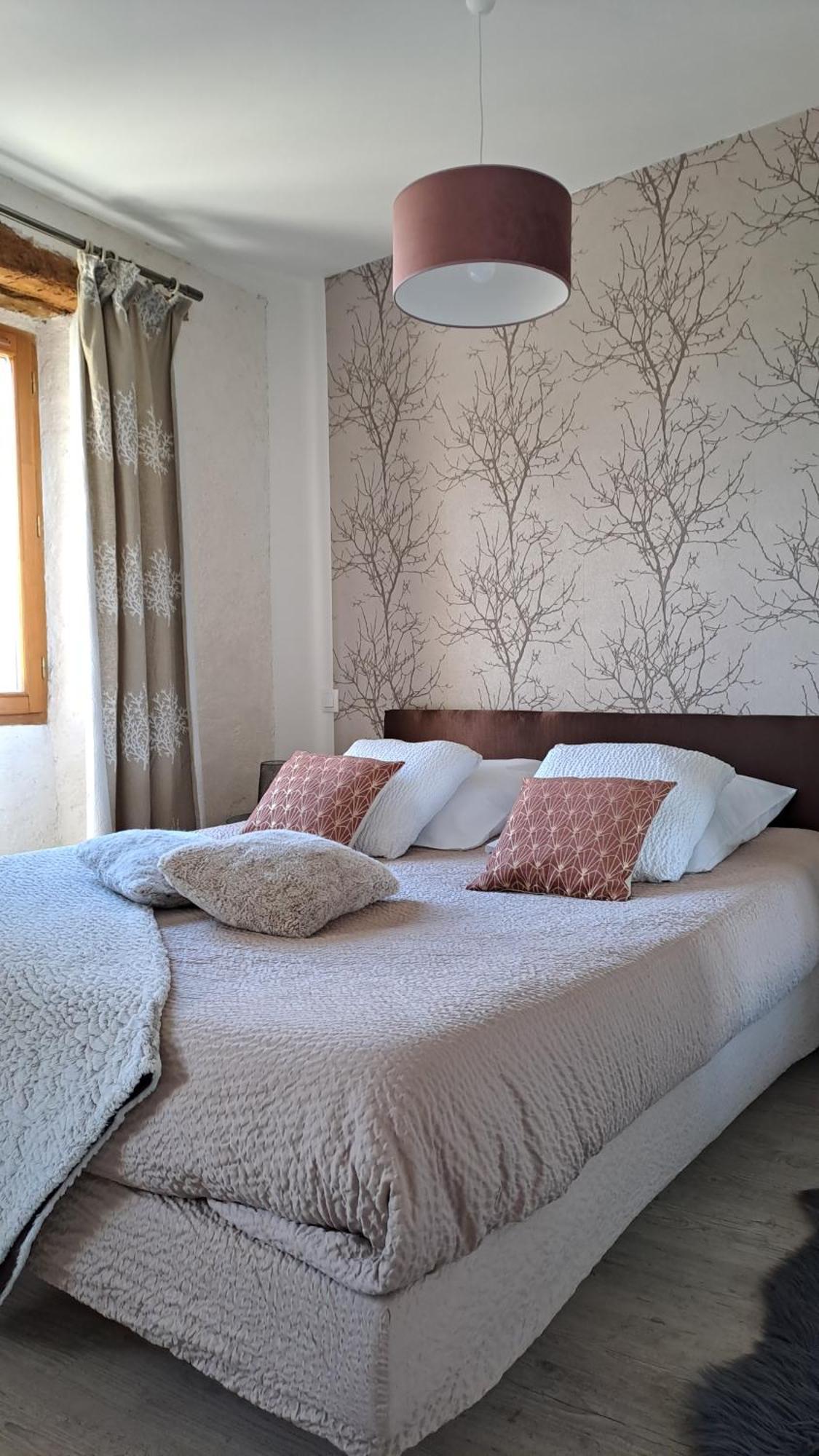 Le Grenier Des Moineaux Bed & Breakfast Font-Romeu-Odeillo-Via Phòng bức ảnh